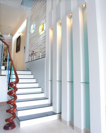 Xây nhà 3 tầng với gần 800 triệu đồng 4