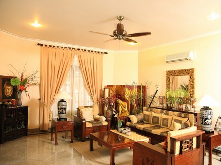 Biệt thự sang trọng của danh ca Elvis Phương 1