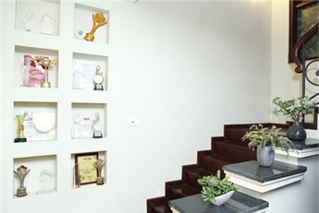 Cận cảnh biệt thự đắt giá của Hồ Quỳnh Hương 6