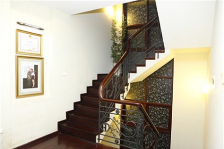 Cận cảnh biệt thự đắt giá của Hồ Quỳnh Hương 8