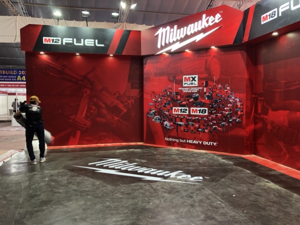 Thi công gian hàng triển lãm Vietbuild Hồ Chí Minh 2022 - Gian hàng Milwaukee