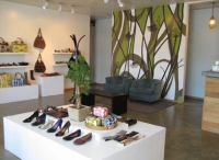 Gỗ Thông- làm shop cao cấp